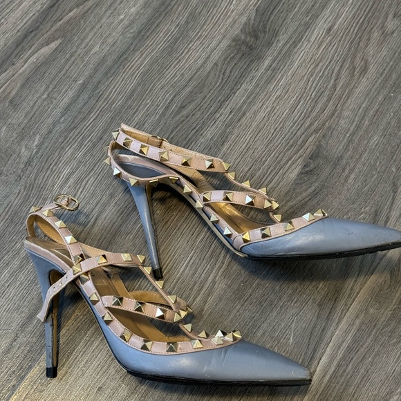 Valentino studded heels - Picture 2 of 5